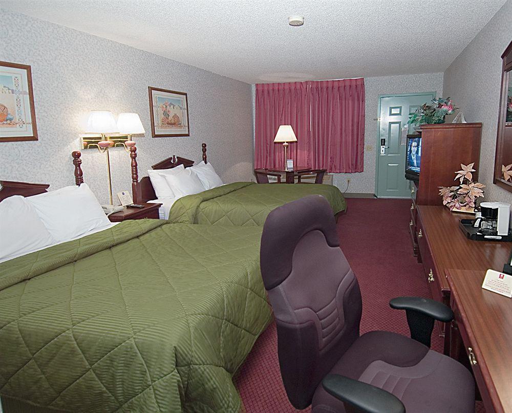 Motel 6 Erick Екстериор снимка